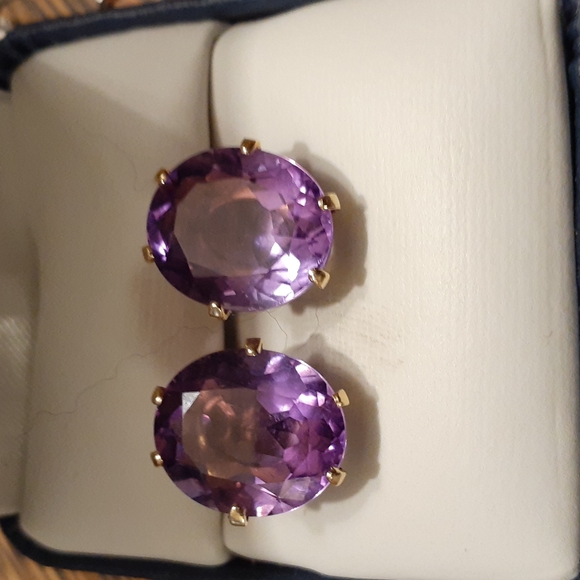 14K YELLOW GOLD AMETHYST OVAL SOLITAIRE STUD EARRINGS NEW - Picture 8 of 8